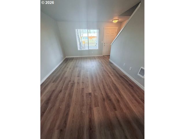 6628 Se 80TH Ave, Portland, OR 97206