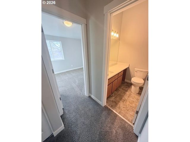 6628 Se 80TH Ave, Portland, OR 97206