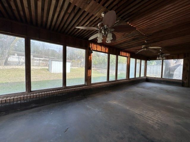 107 Manor Street, Sonora, TX 76950