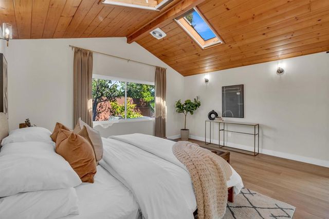 13070 Roundup Ave, San Diego, CA 92129