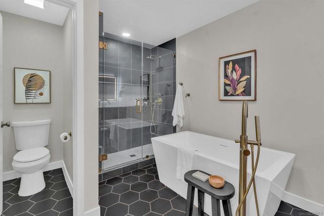 13070 Roundup Ave, San Diego, CA 92129