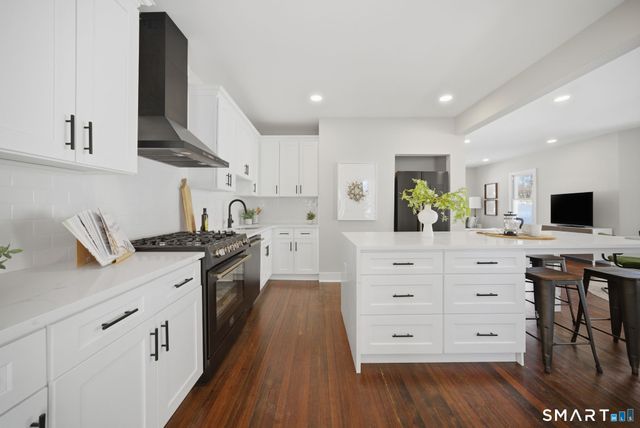 274 High Street, Fairfield, CT 06824