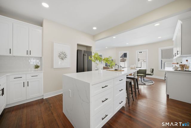 274 High Street, Fairfield, CT 06824