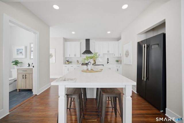 274 High Street, Fairfield, CT 06824