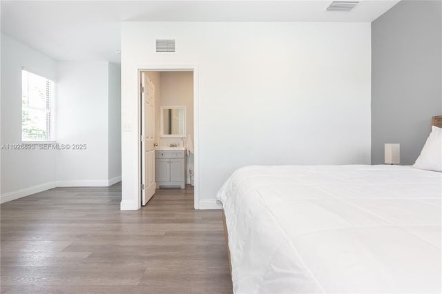 1968 NW 25th Ave, Miami, FL 33125