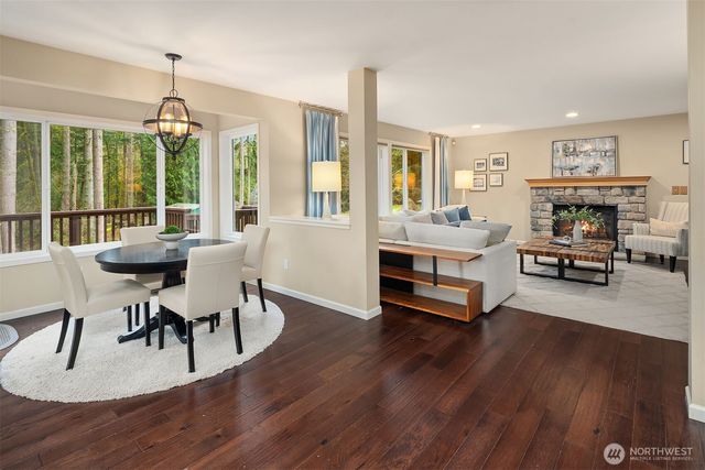 19585 166th Avenue NE, Woodinville, WA 98072