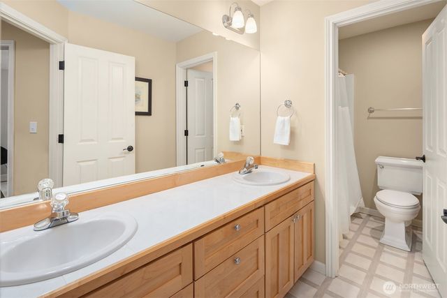 19585 166th Avenue NE, Woodinville, WA 98072