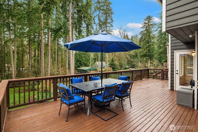 19585 166th Avenue NE, Woodinville, WA 98072