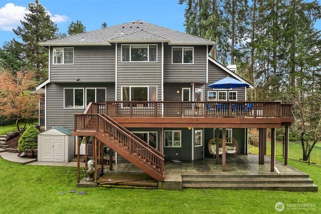 19585 166th Avenue NE, Woodinville, WA 98072