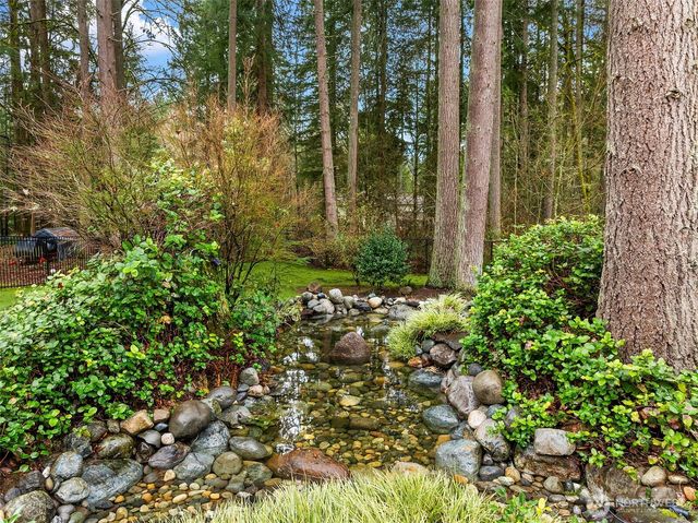 19585 166th Avenue NE, Woodinville, WA 98072