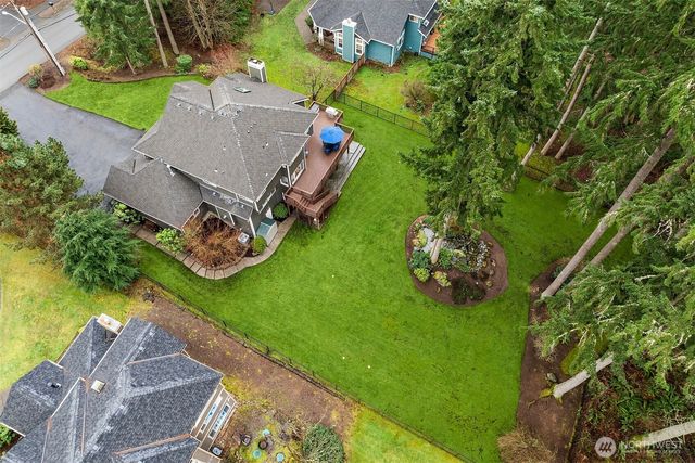 19585 166th Avenue NE, Woodinville, WA 98072