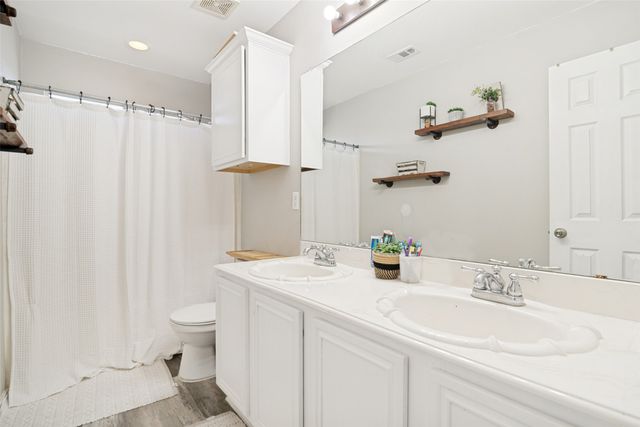 119 Maywood Drive, Rockwall, TX 75032