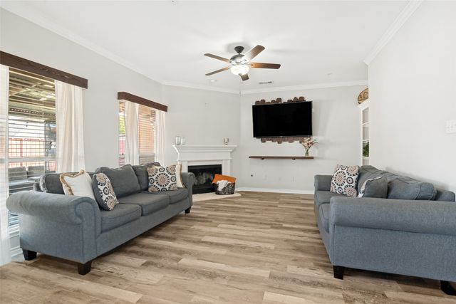 119 Maywood Drive, Rockwall, TX 75032