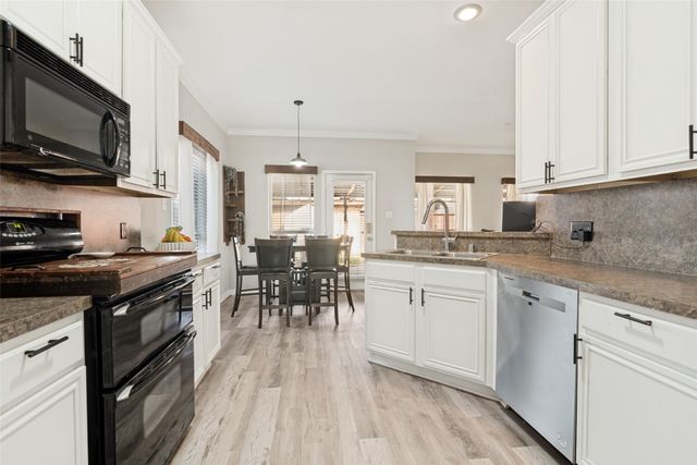 119 Maywood Drive, Rockwall, TX 75032