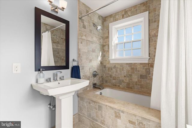 122 QUEEN ANNE RD, Stevensville, MD 21666