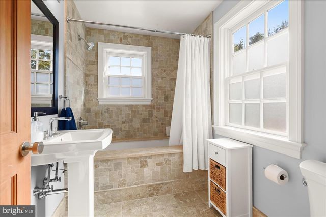 122 QUEEN ANNE RD, Stevensville, MD 21666