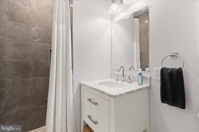 122 QUEEN ANNE RD, Stevensville, MD 21666