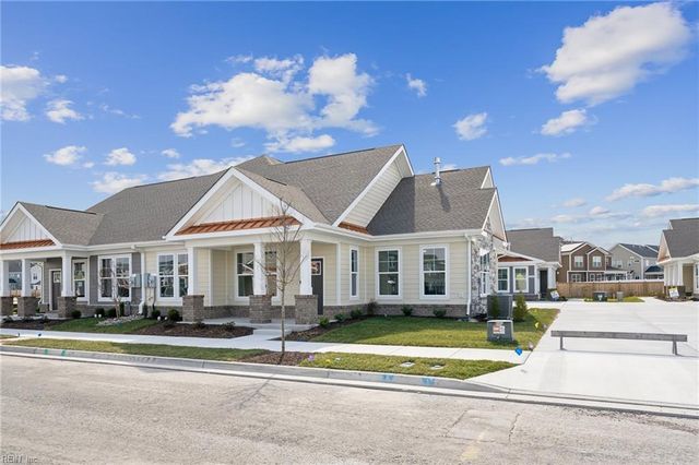 2150 Edwin DR, Chesapeake, VA 23322