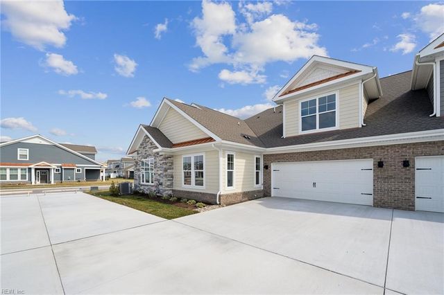 2150 Edwin DR, Chesapeake, VA 23322