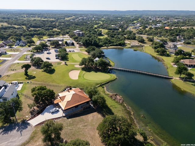 107 Savannah Ct, Blanco, TX 78606
