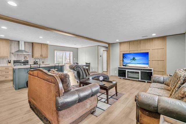 110 Frankie Lane, Ladson, SC 29456