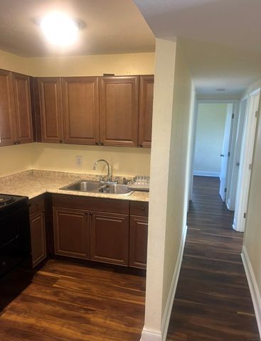 3615 NW 214th St, Miami Gardens, FL 33056