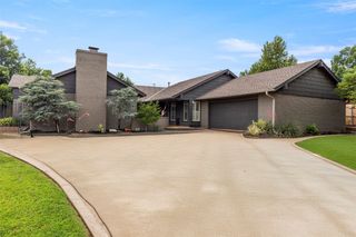 2908 Lamp Post Lane, Oklahoma City, OK 73120