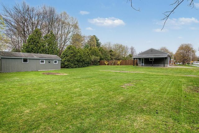 49 Helen Avenue, South Burlington, VT 05403