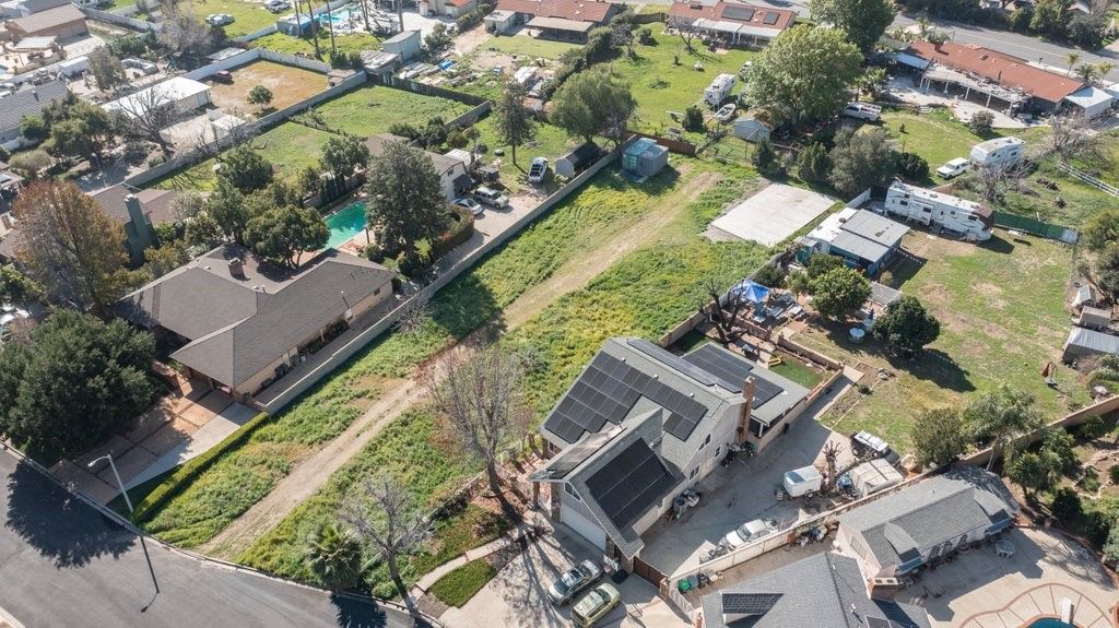 Image 12 of property listing at 21 Crestview Drive, Lake Elsinore, CA 92530