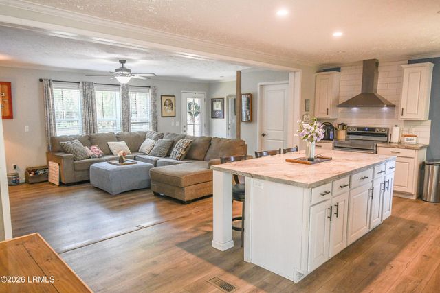9473 Lands End Lane, St. Helena Island, SC 29920