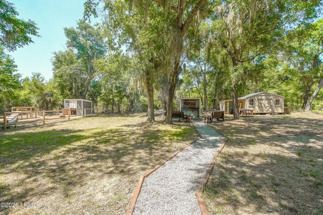 9473 Lands End Lane, St. Helena Island, SC 29920