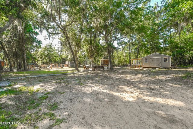 9473 Lands End Lane, St. Helena Island, SC 29920