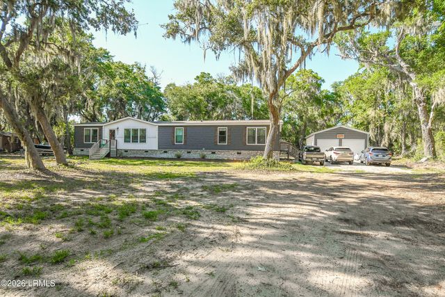 9473 Lands End Lane, St. Helena Island, SC 29920