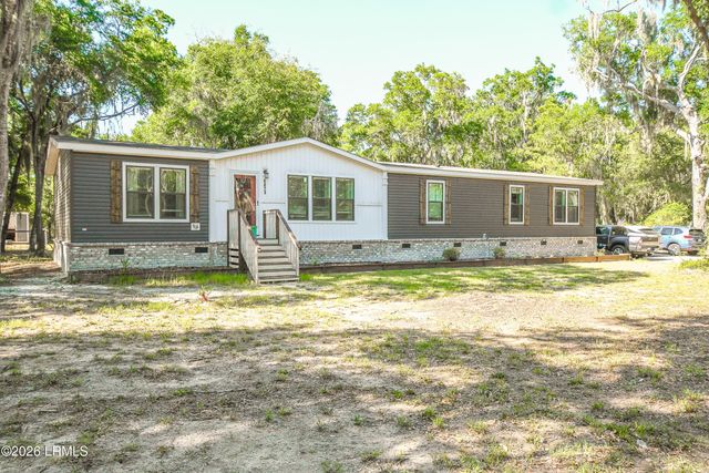 9473 Lands End Lane, St. Helena Island, SC 29920