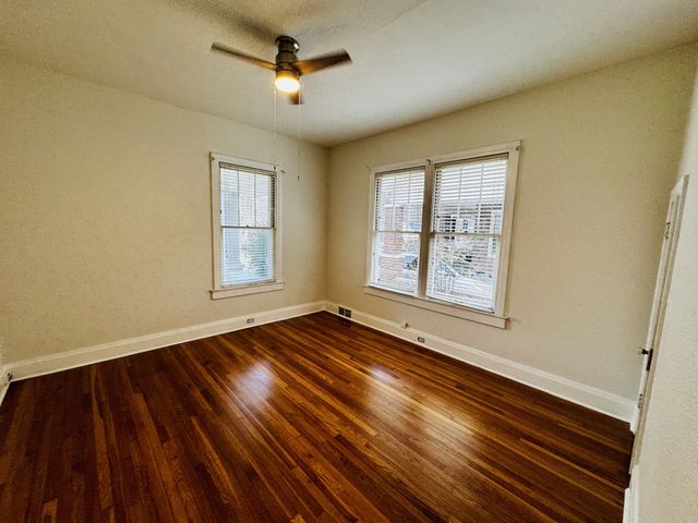 321 Walnut St, Paris, TN 38242