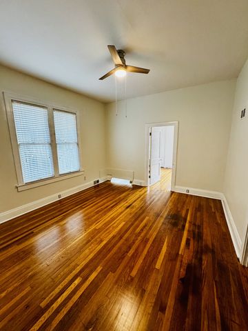 321 Walnut St, Paris, TN 38242