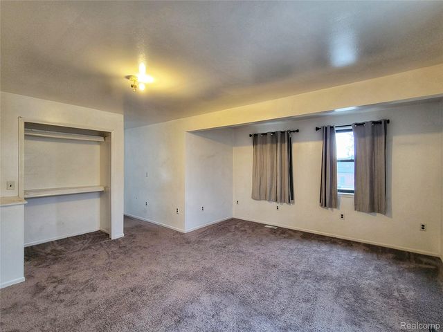 34633 Brush Street, Wayne, MI 48184