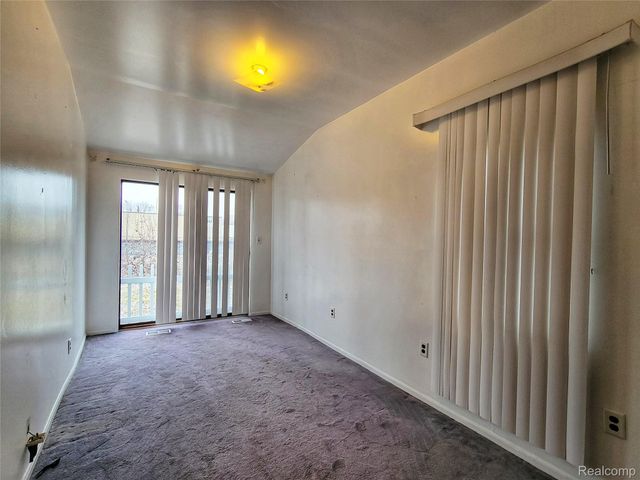 34633 Brush Street, Wayne, MI 48184