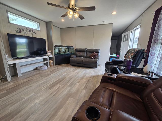 7408 N 11 Highway, Girdler, KY 40943