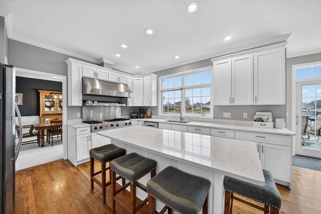 51362 Amesburry Way, Granger, IN 46530