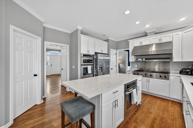 51362 Amesburry Way, Granger, IN 46530