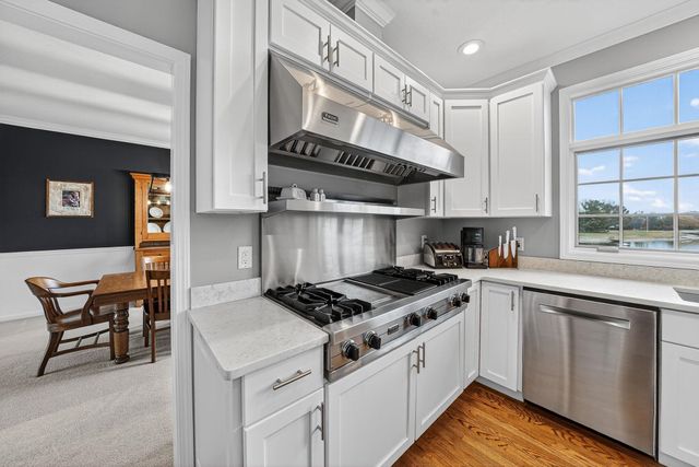 51362 Amesburry Way, Granger, IN 46530