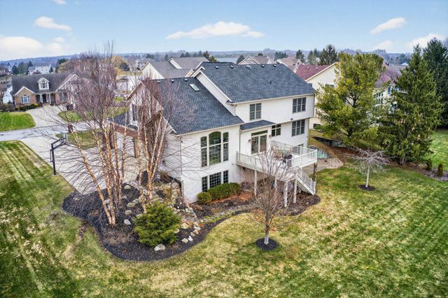 51362 Amesburry Way, Granger, IN 46530