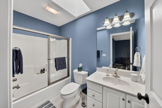 51362 Amesburry Way, Granger, IN 46530