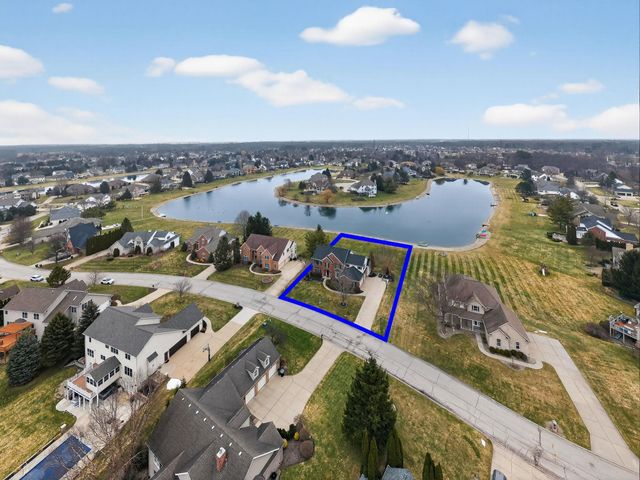 51362 Amesburry Way, Granger, IN 46530