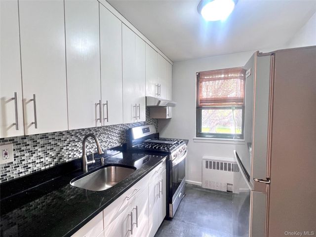 19649 69th Avenue 2, Fresh Meadows, NY 11365