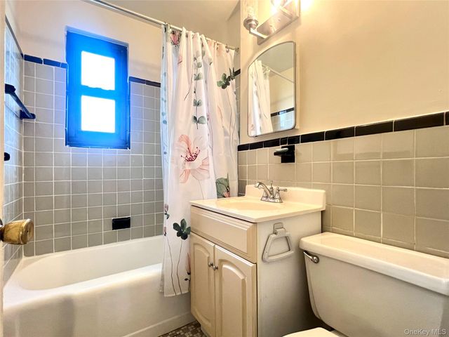 19649 69th Avenue 2, Fresh Meadows, NY 11365