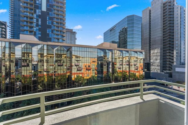 1501 India St 613, San Diego, CA 92101