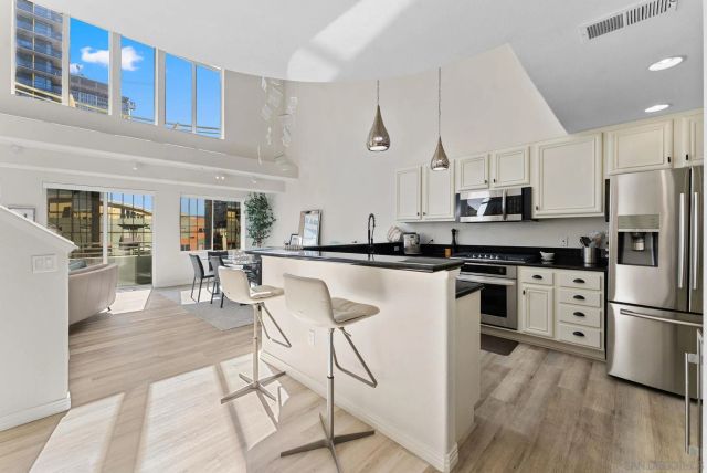 1501 India St 613, San Diego, CA 92101