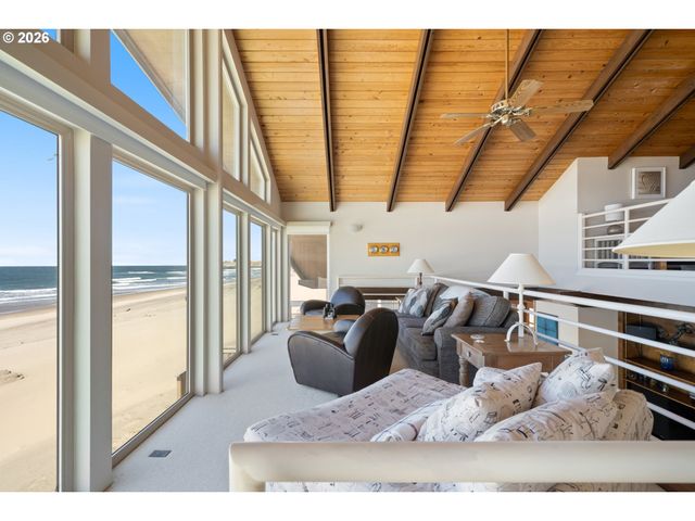 34650 OCEAN Dr, Pacific City, OR 97135